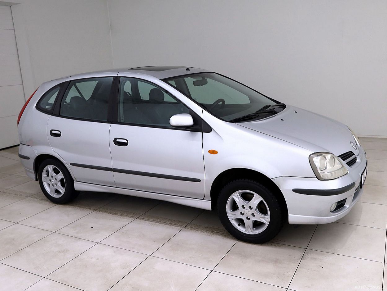 Nissan Almera