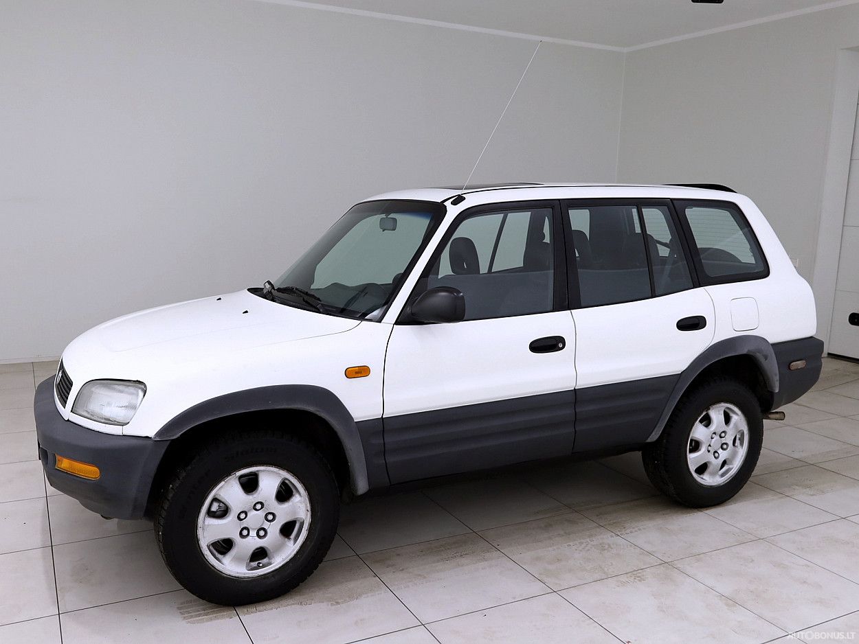 Toyota RAV4 | 1