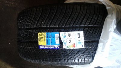 Michelin 285/35R20 žieminės padangos