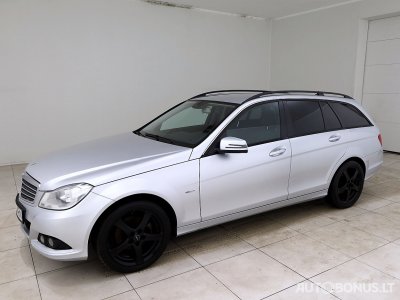 Mercedes-Benz C200 | 1