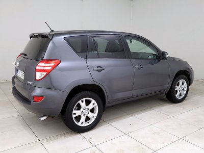 Toyota RAV4 | 2