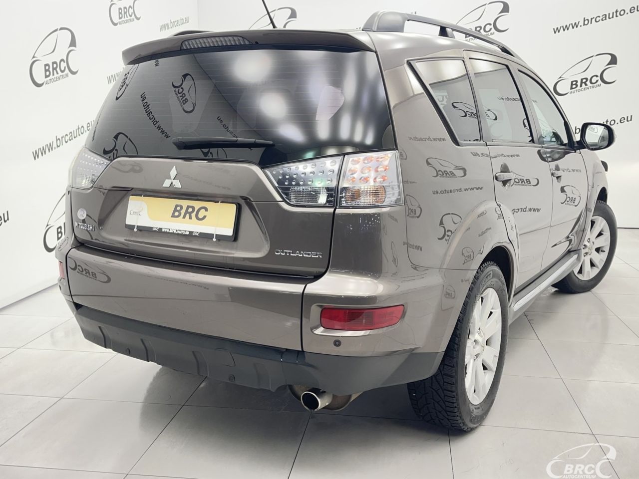 Mitsubishi Outlander | 33