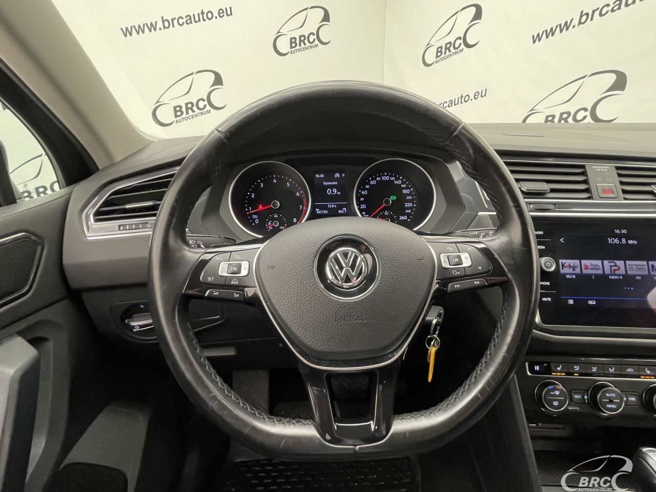 Volkswagen Tiguan | 26