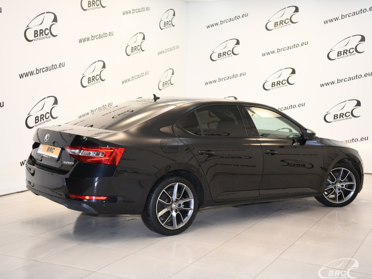 Skoda Superb | 1