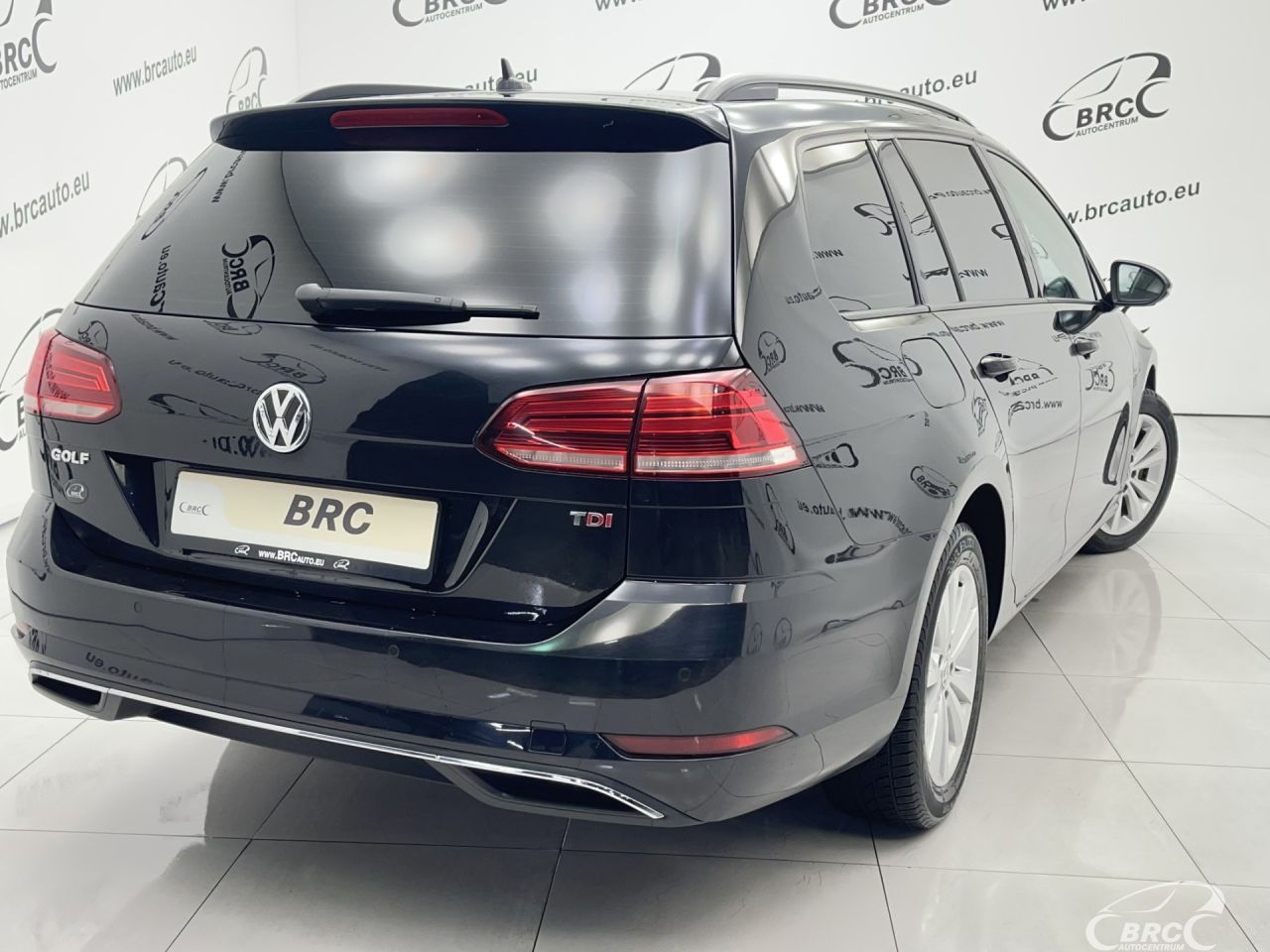 Volkswagen Golf | 37