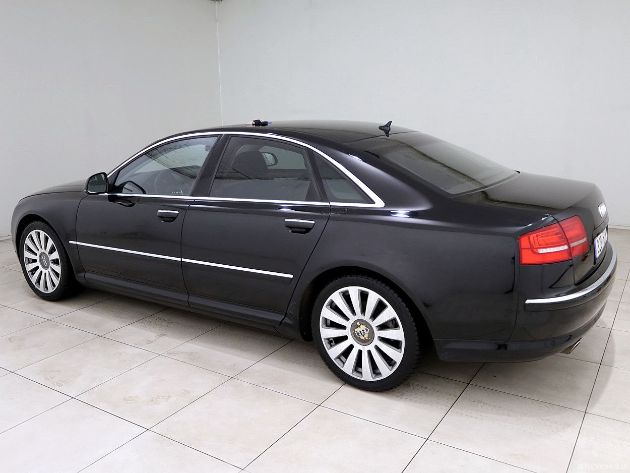 Audi A8 | 3