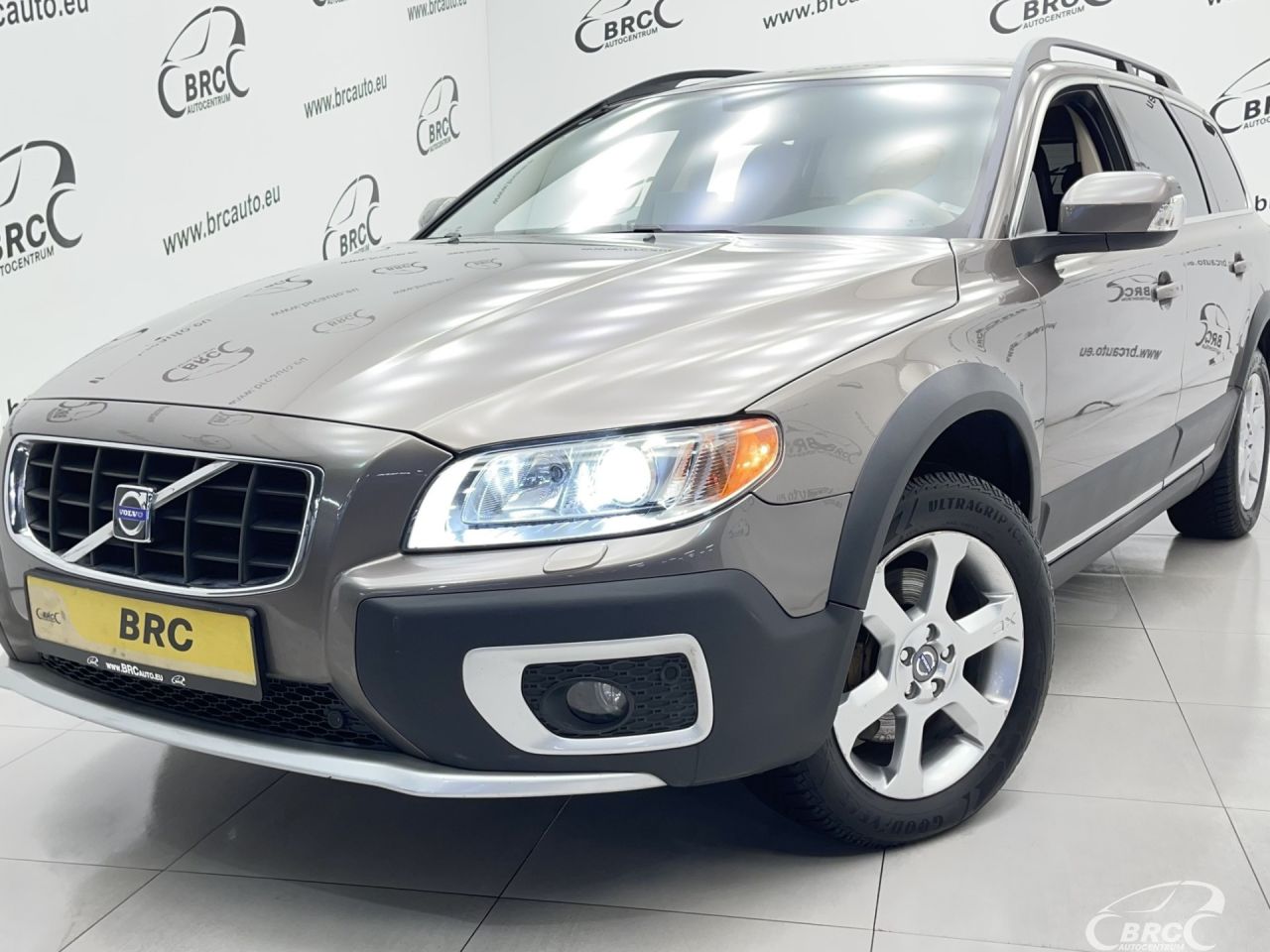 Volvo XC70 | 37