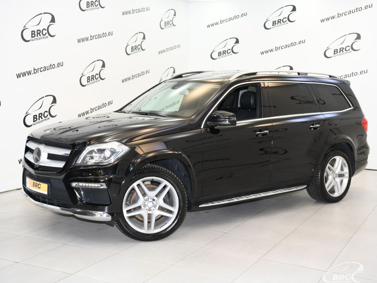 Mercedes-Benz GL350 | 0