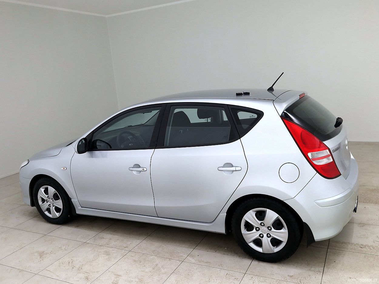 Hyundai i30 | 3