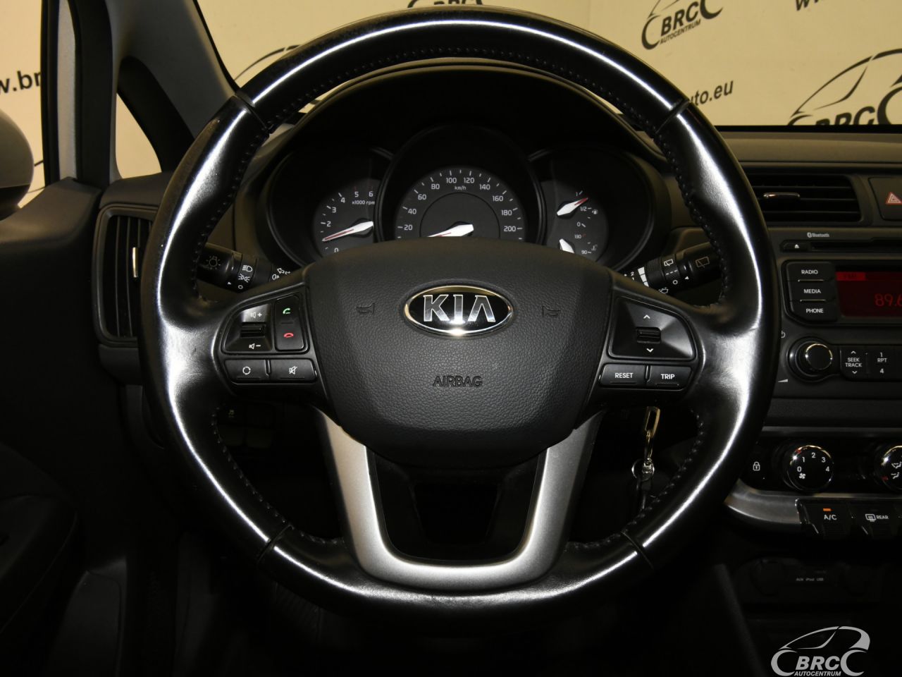 Kia Rio | 24