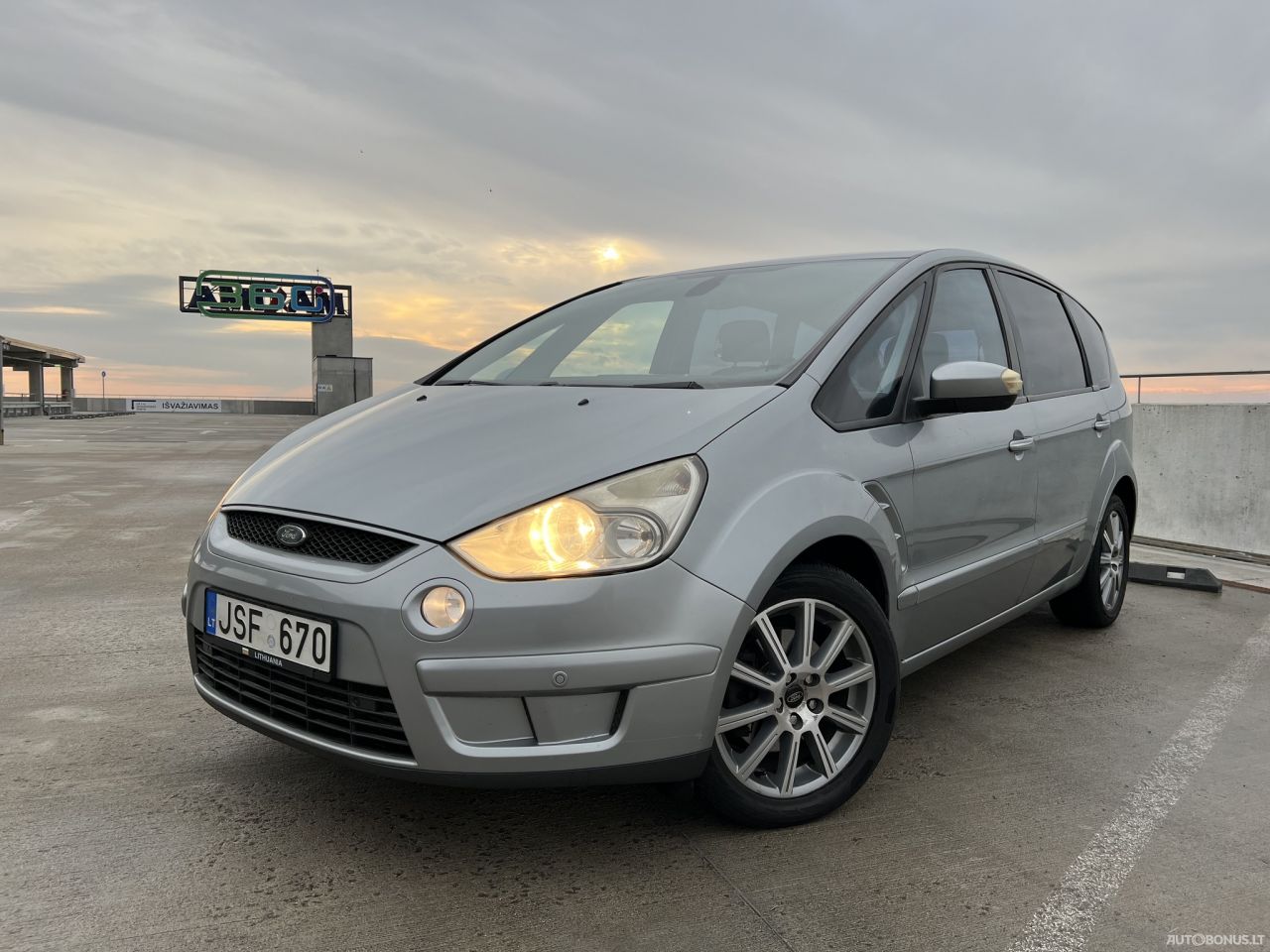 Ford S-MAX