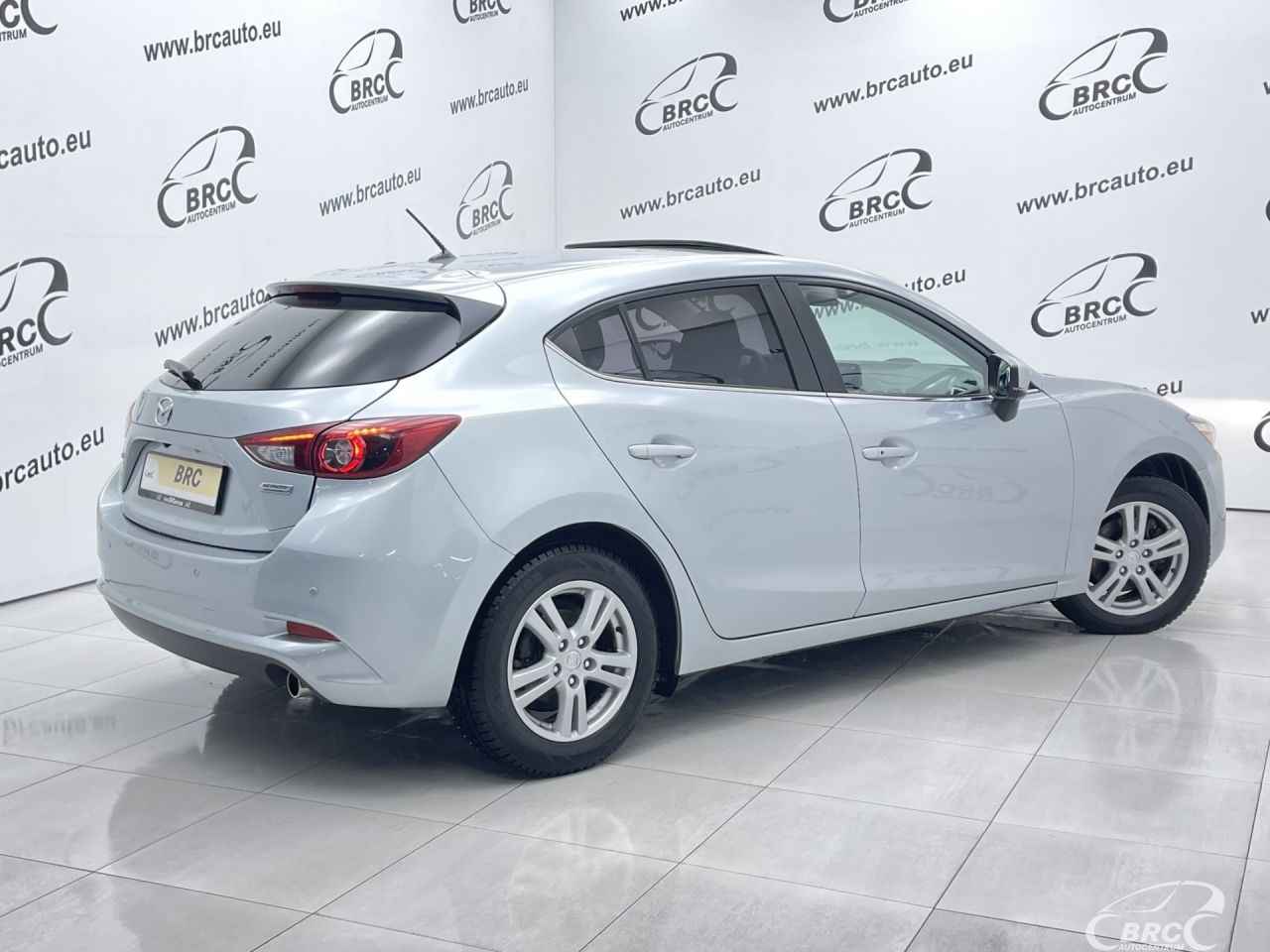 Mazda 3 | 1