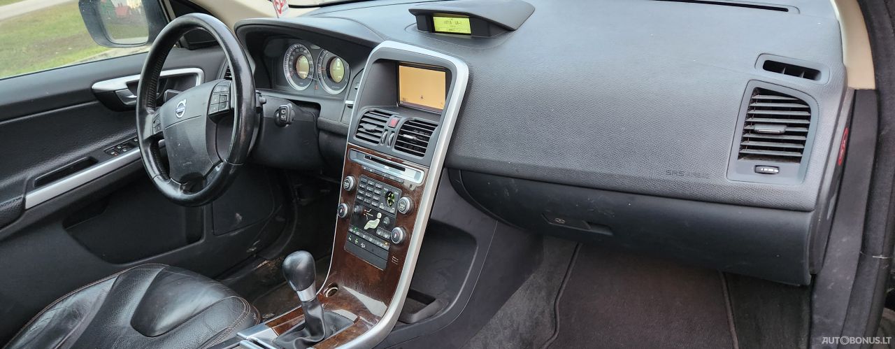 Volvo XC60 | 8