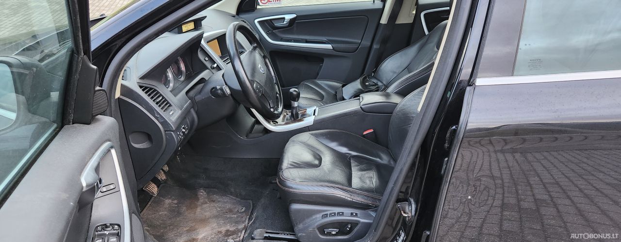 Volvo XC60 | 11