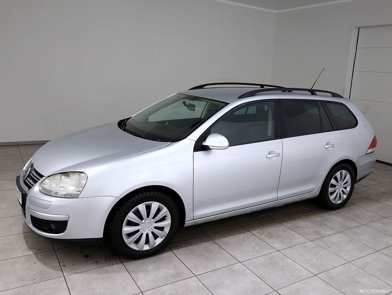 Volkswagen Golf | 1