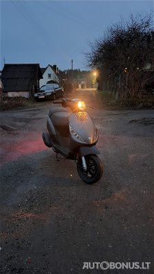 Piaggio Zip, Moped/Motor-scooter | 1