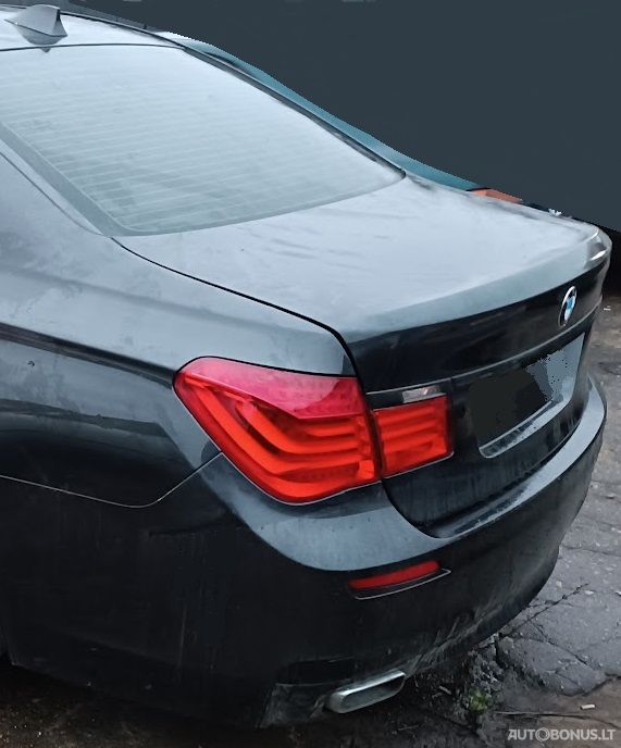 BMW 740, Седан | 1