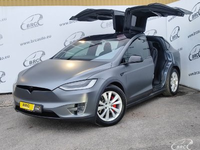 Tesla Model X | 1