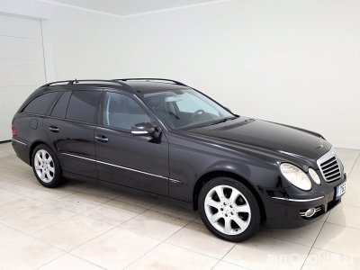 Mercedes-Benz E320