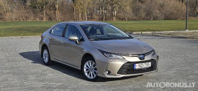 Toyota Corolla, 1.8 l., sedanas