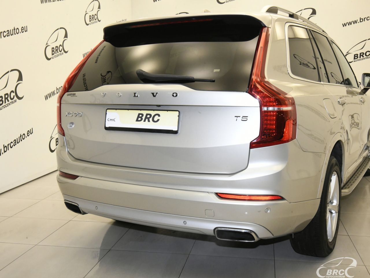 Volvo XC90 | 49