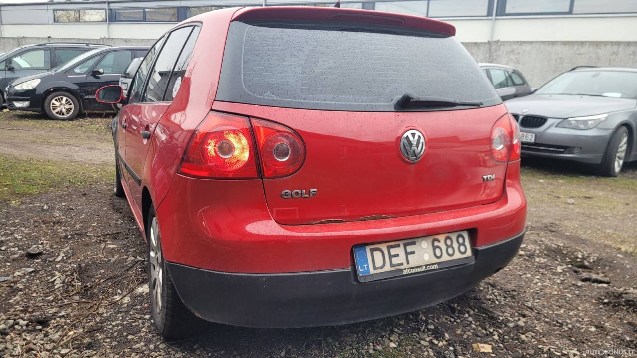 Volkswagen Golf | 2