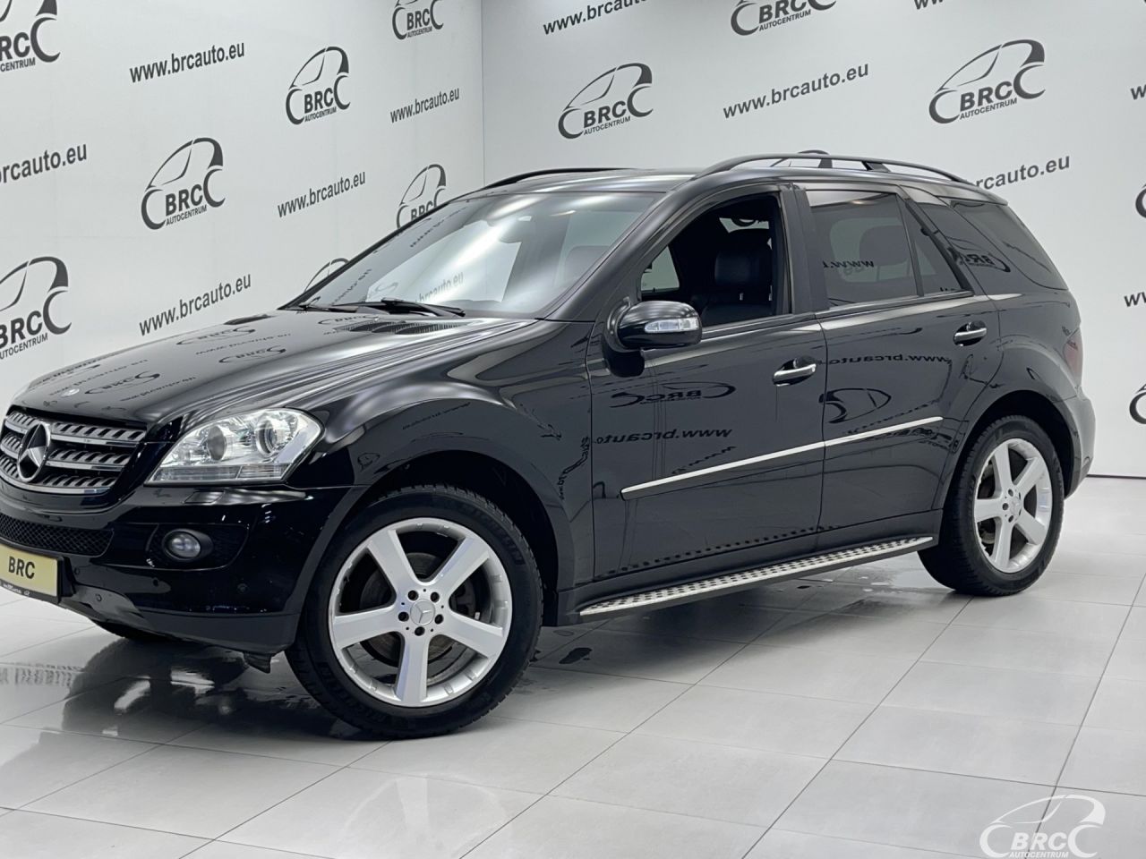 Mercedes-Benz ML320