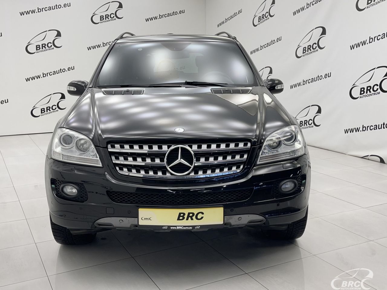 Mercedes-Benz ML320 | 37