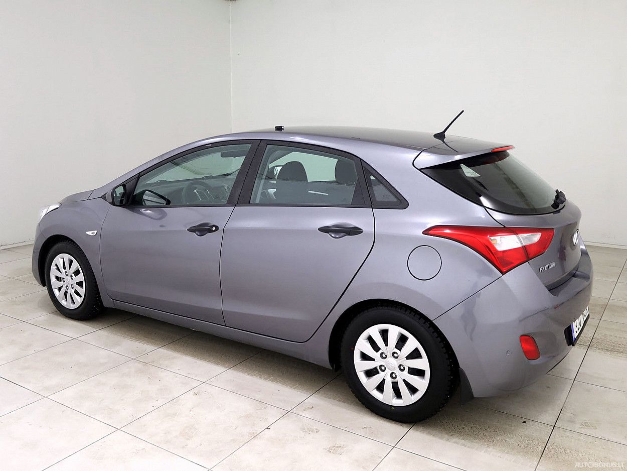 Hyundai i30 | 3