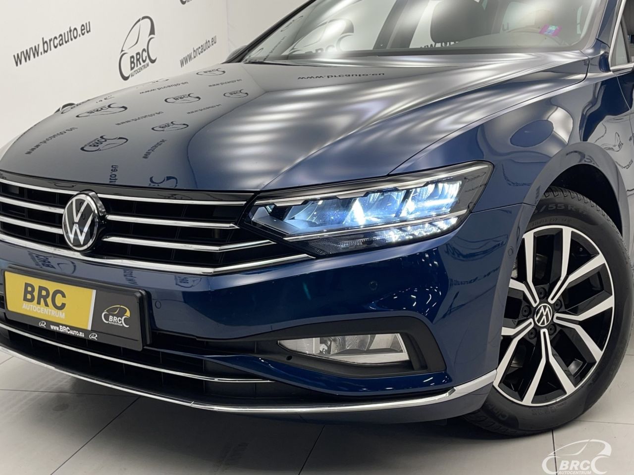 Volkswagen Passat | 35