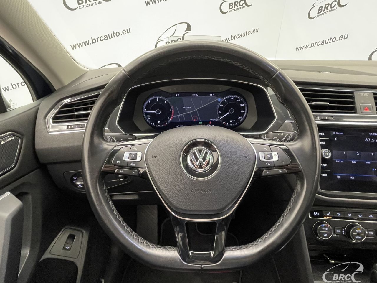 Volkswagen Tiguan | 26