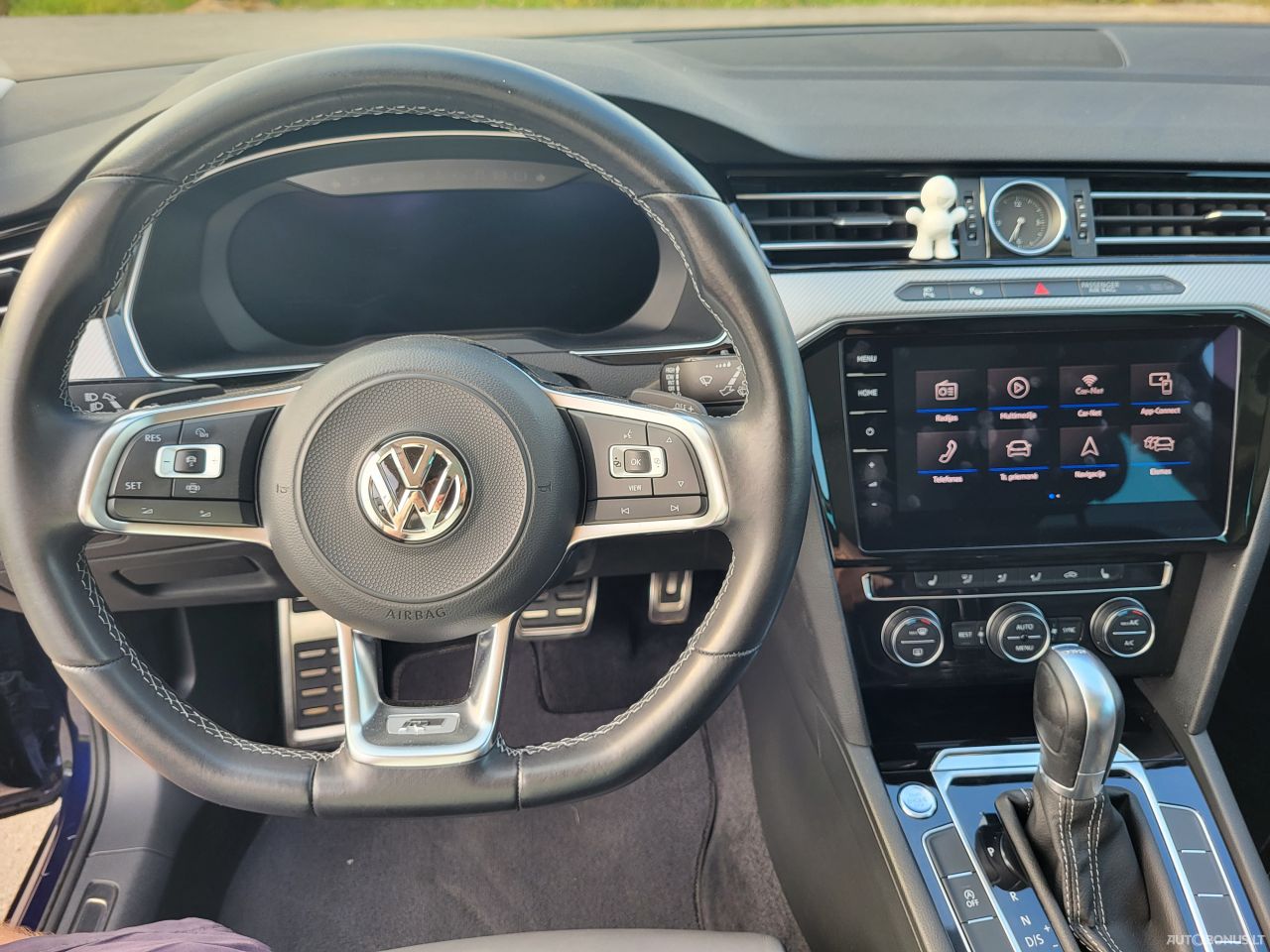 Volkswagen Passat | 13