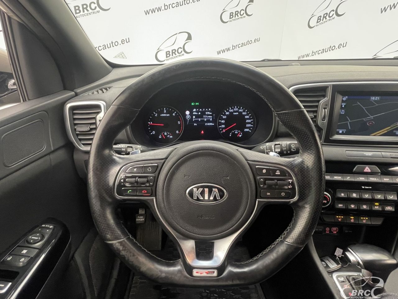 Kia Sportage | 28