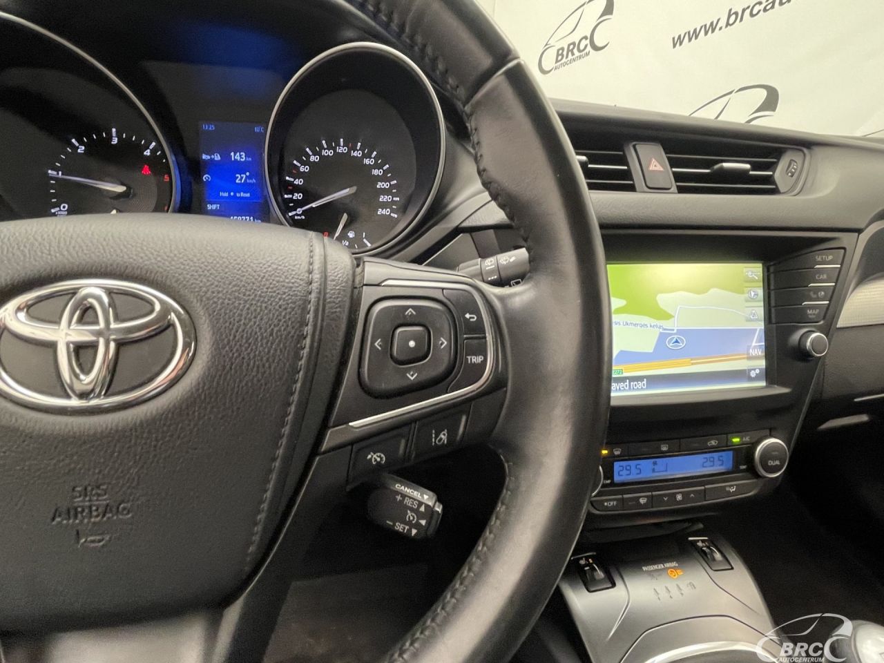 Toyota Avensis | 27