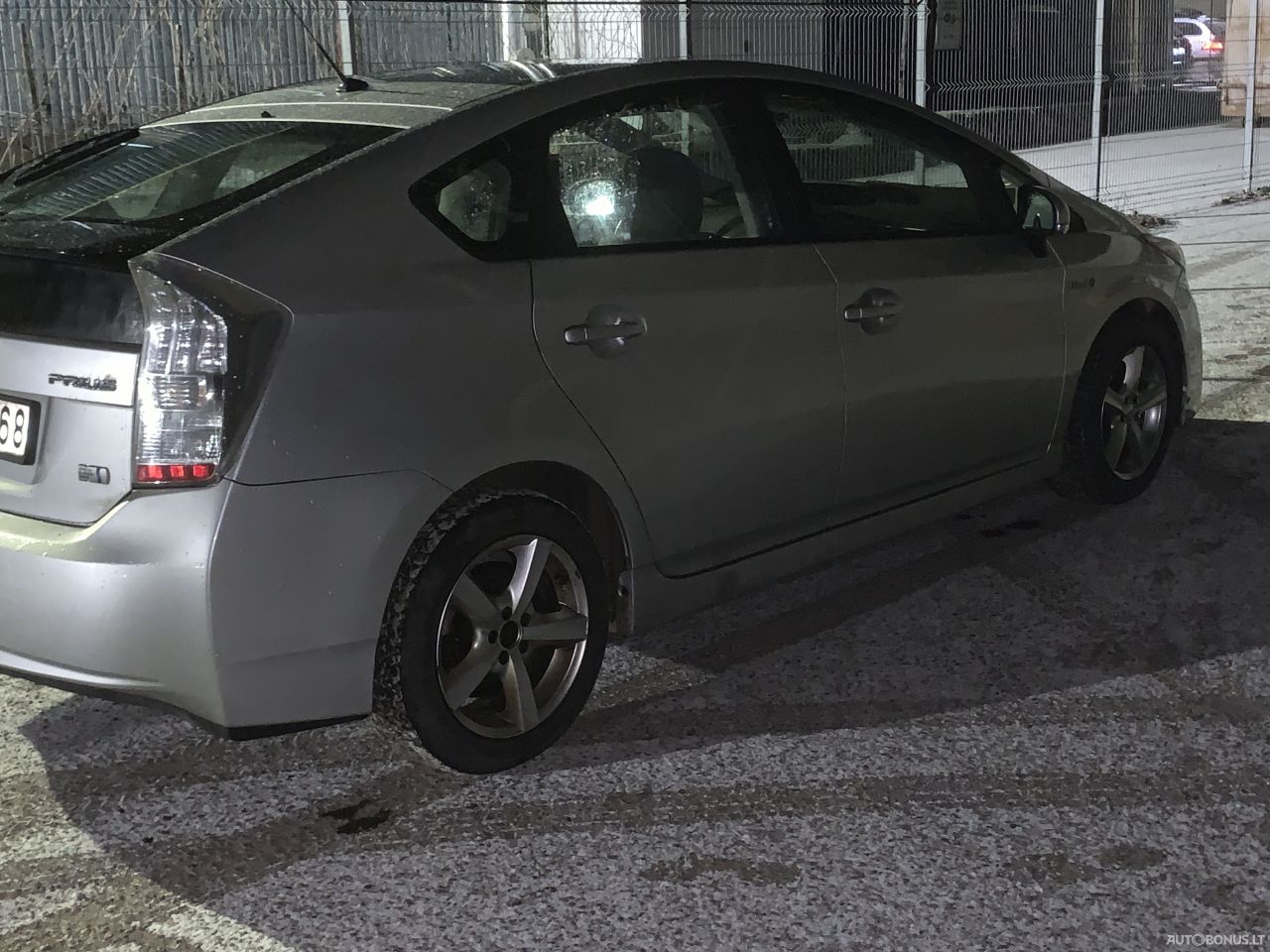 Toyota Prius | 4