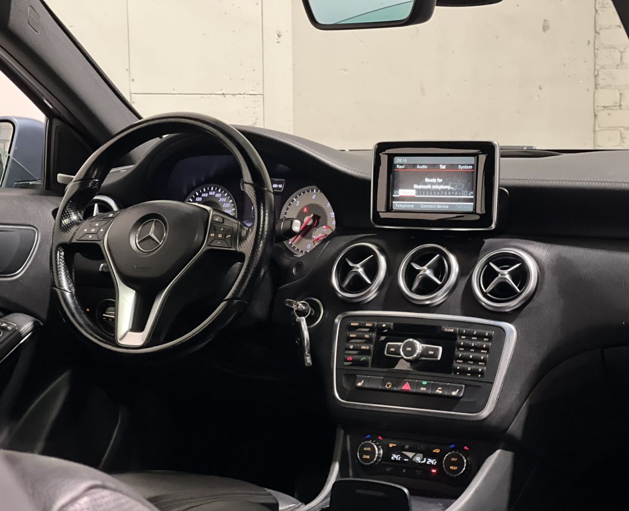 Mercedes-Benz A180 | 8