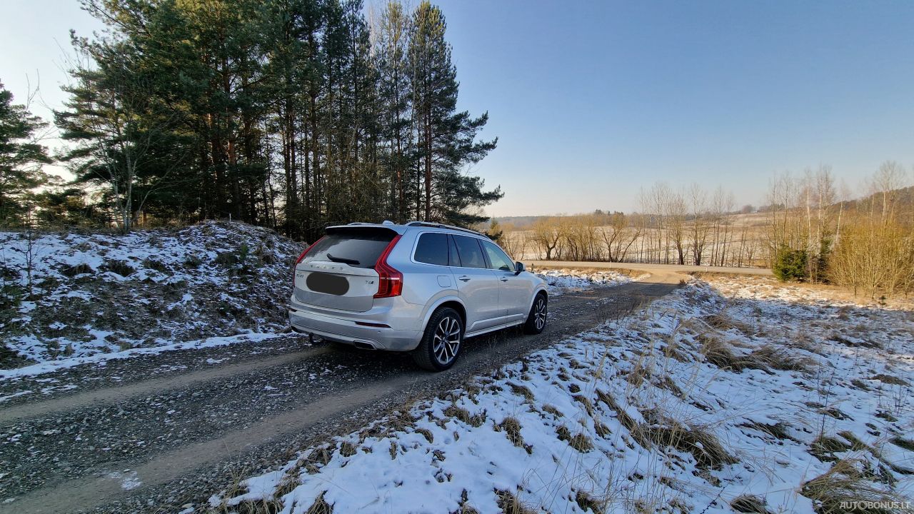 Volvo XC90 | 3