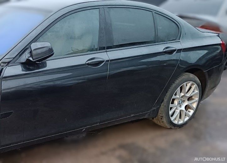 BMW 7 serija, Sedanas | 15