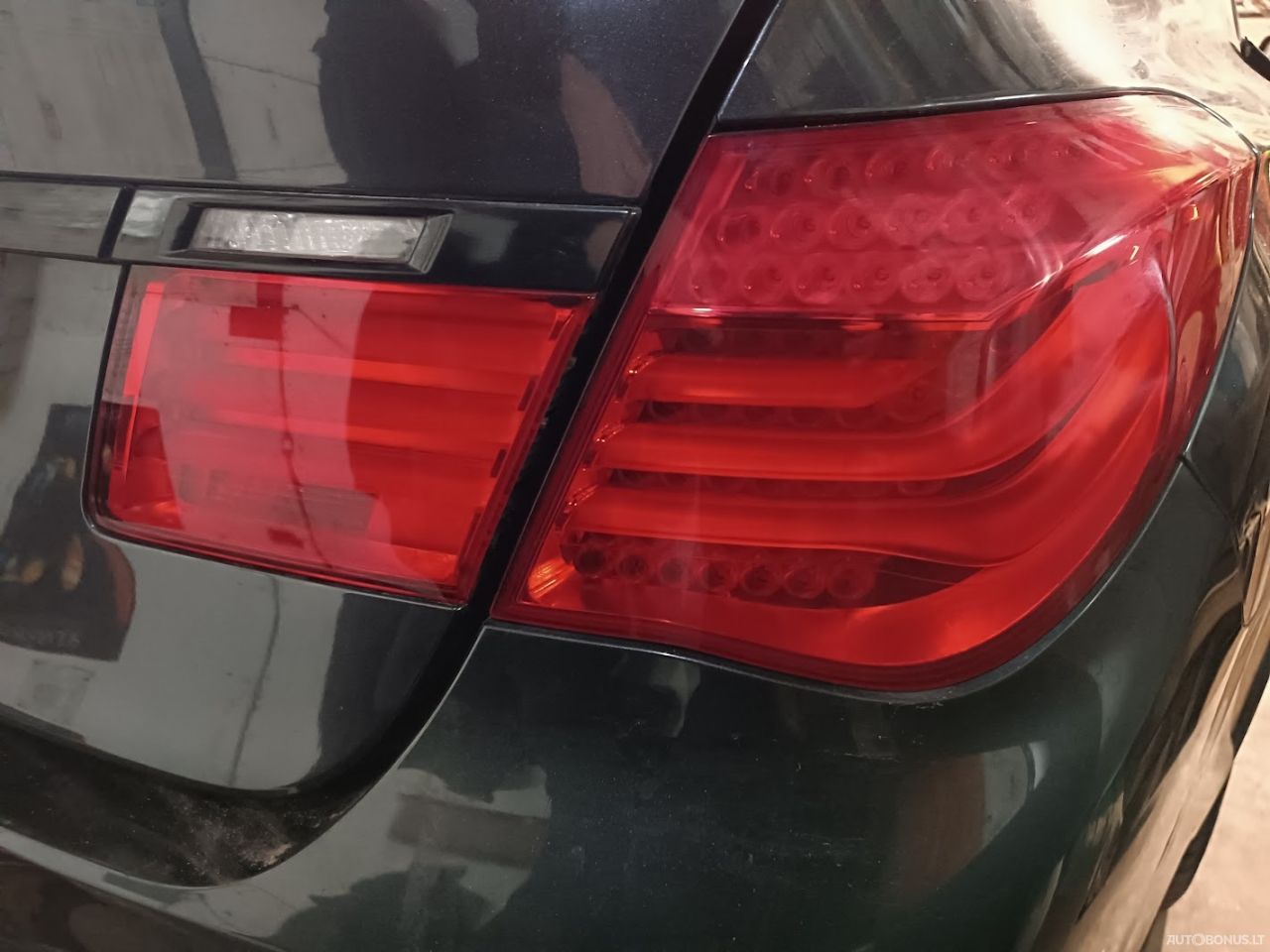 BMW 7 serija, Sedanas