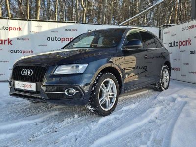 Audi Q5, 3.0 l., cross-country