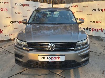 Volkswagen Tiguan | 1