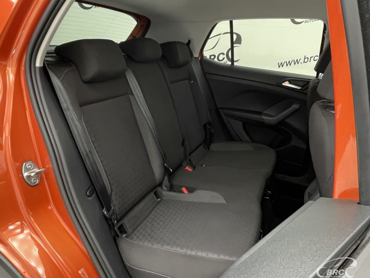 Volkswagen T-Cross | 10