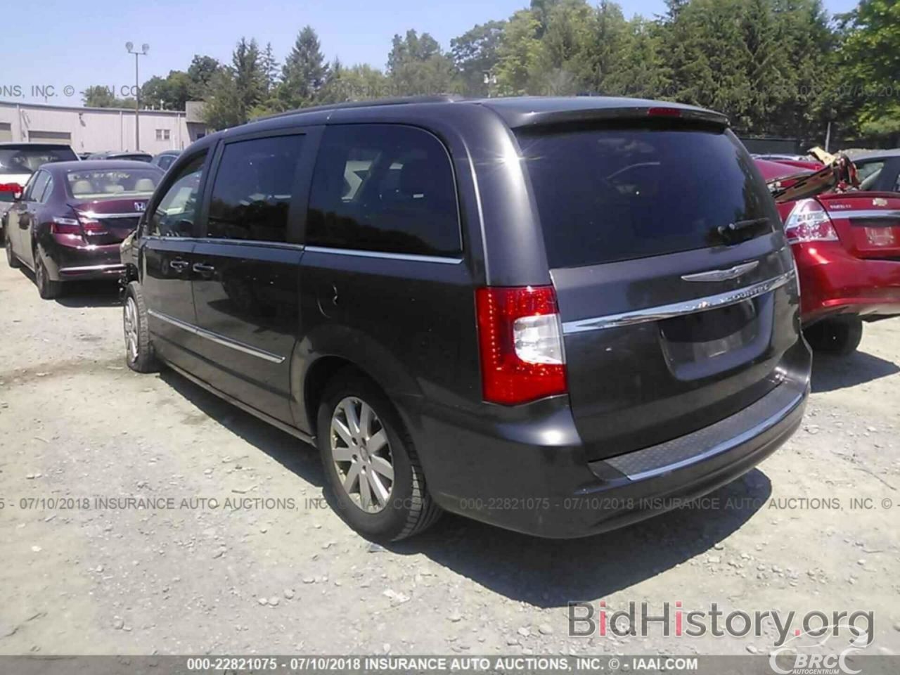 Chrysler Town & Country | 48