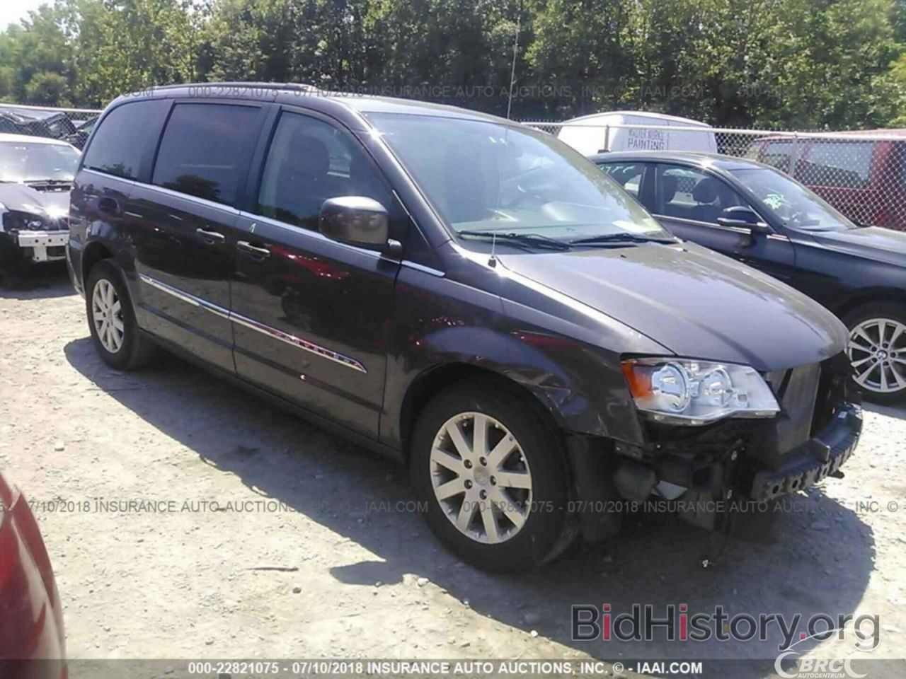 Chrysler Town & Country | 40