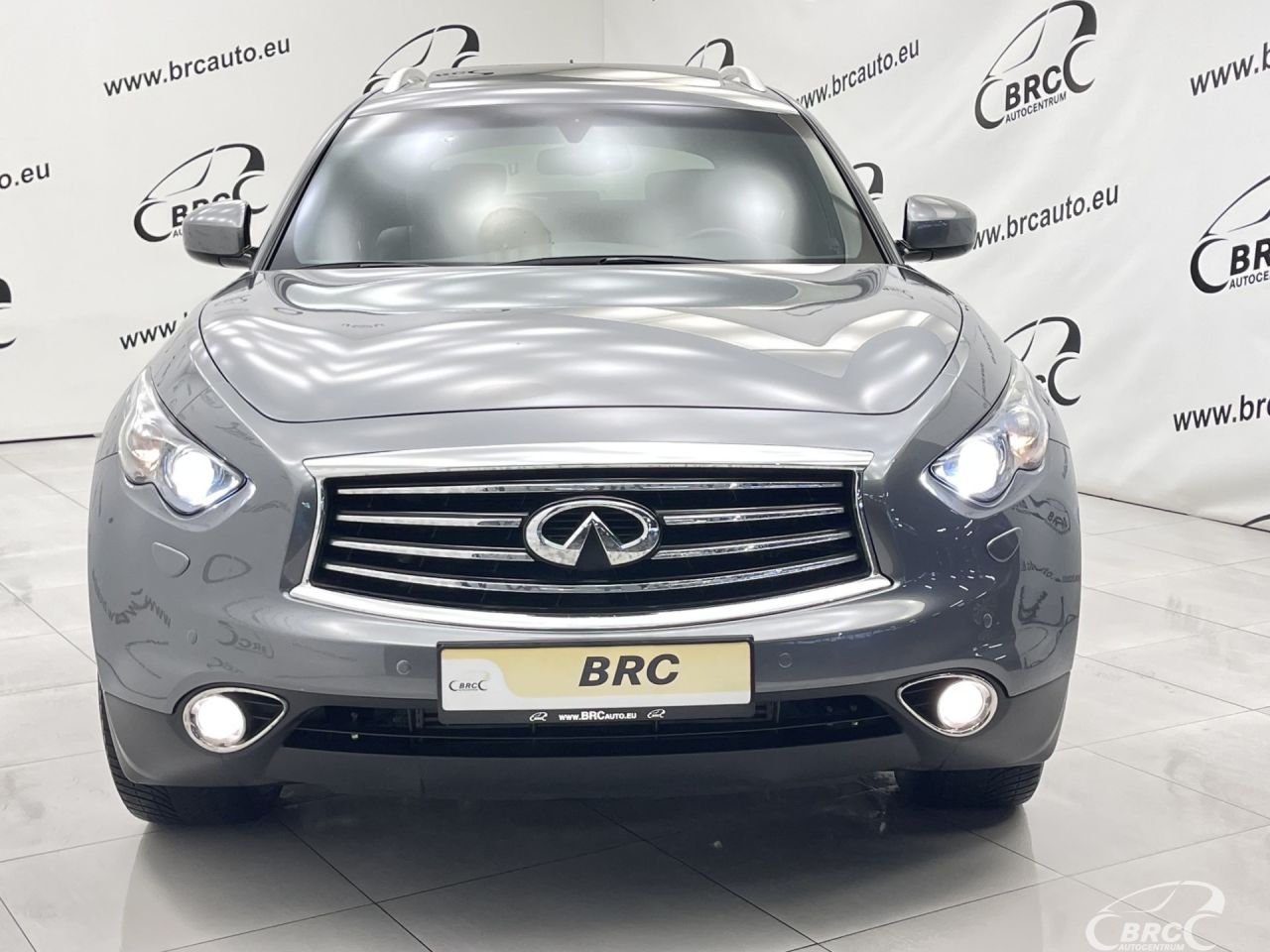 Infiniti QX70 | 49