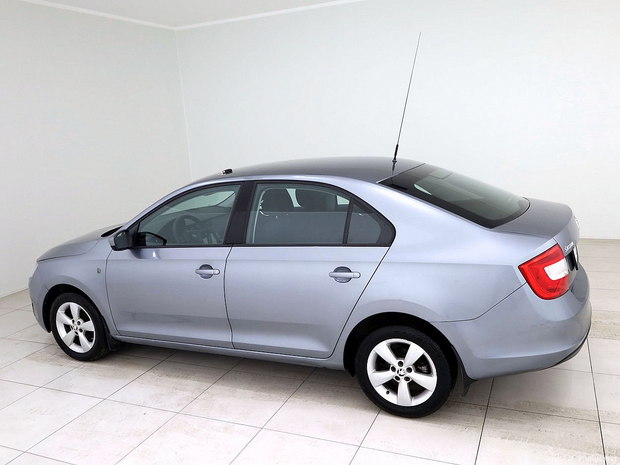 Skoda Rapid | 3