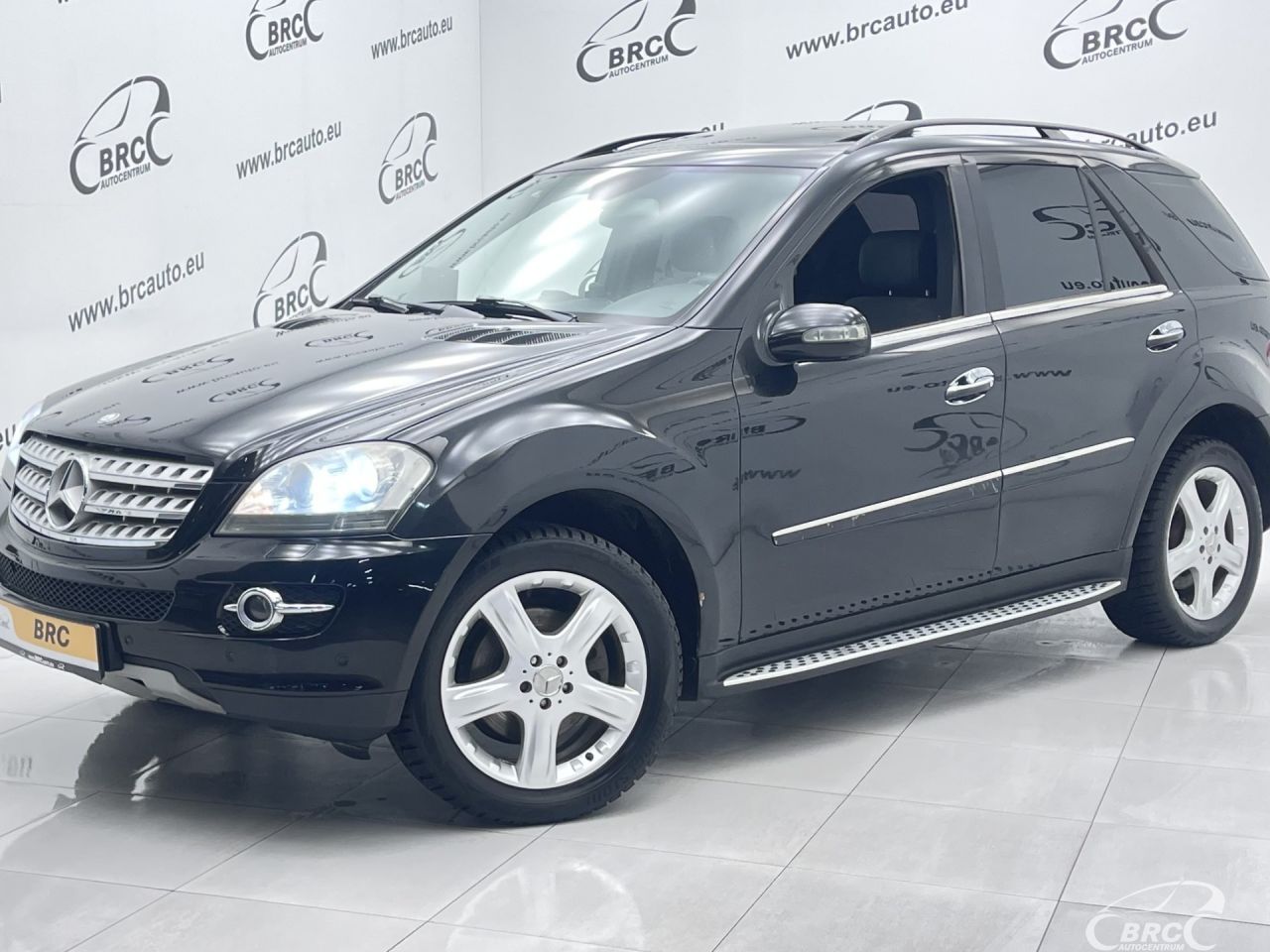 Mercedes-Benz ML320