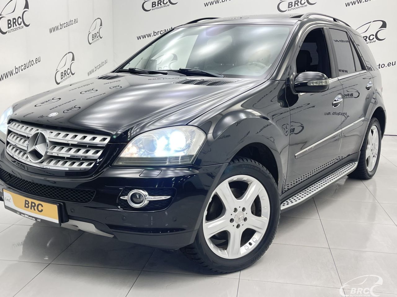 Mercedes-Benz ML320 | 41