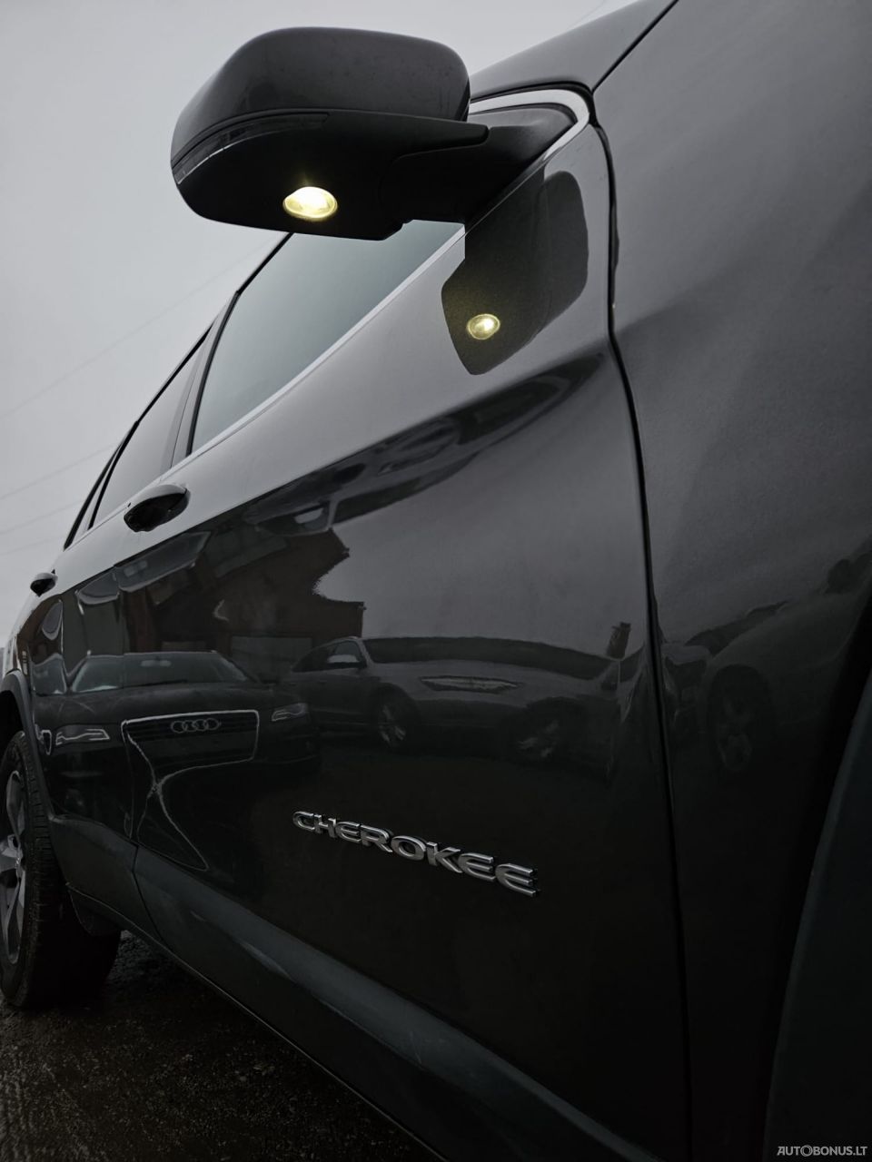 Jeep Cherokee | 9