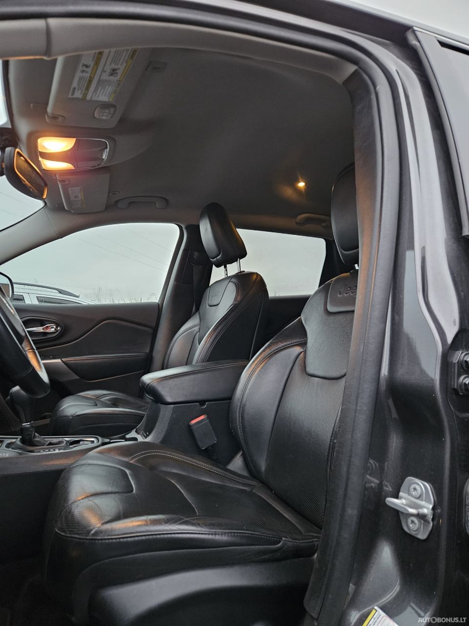 Jeep Cherokee | 17